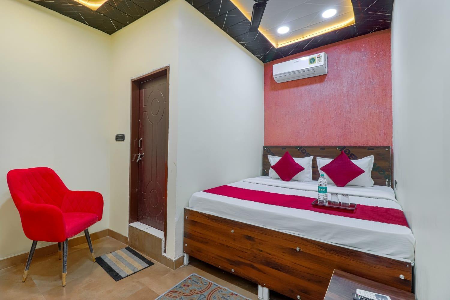 Hotel Krishna Priya Haridwar Bagian luar foto