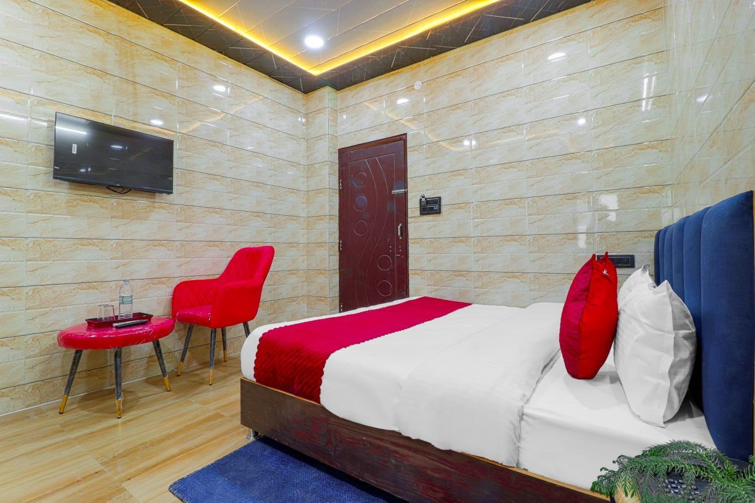 Hotel Krishna Priya Haridwar Bagian luar foto